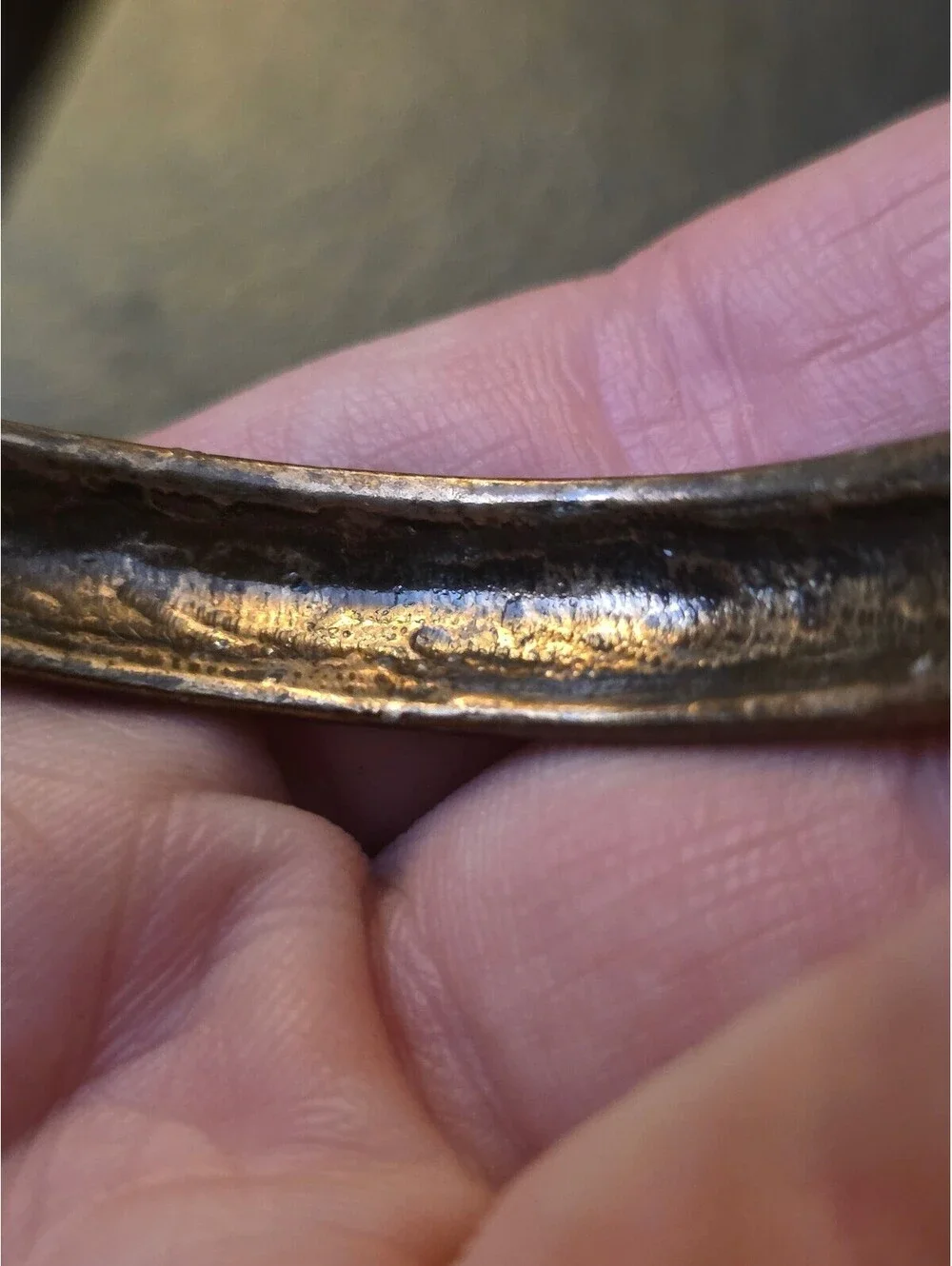 Vintage Antiqued Brass Floral Vine Relief Slip On Bangle Bracelet 7.75